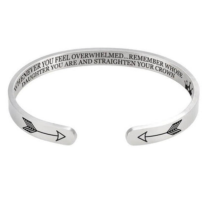 Recuerda de quién eres hija y coloca tu corona en su lugar | Pulsera