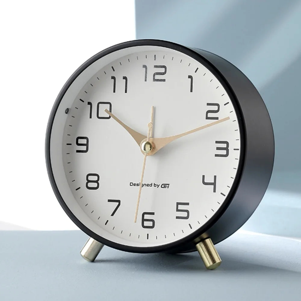 Reloj de Mesa Silencioso Escandinavo Moderno