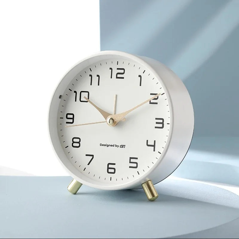 Reloj de Mesa Silencioso Escandinavo Moderno