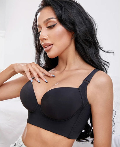 Sostén push-up de talla grande con copas profundas.