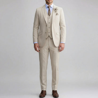 Traje slim de tres piezas