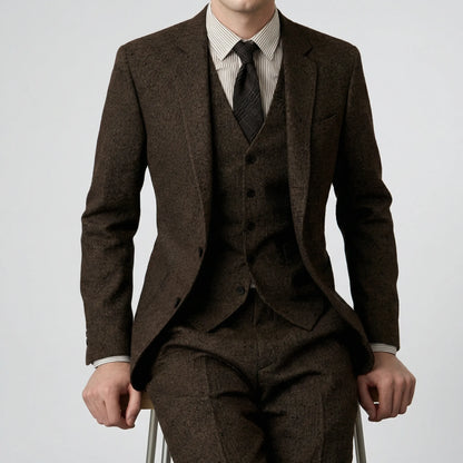 Traje slim fit de tres piezas