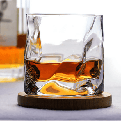 Vaso de whisky japonés Edo Kiriko con diseño arrugado