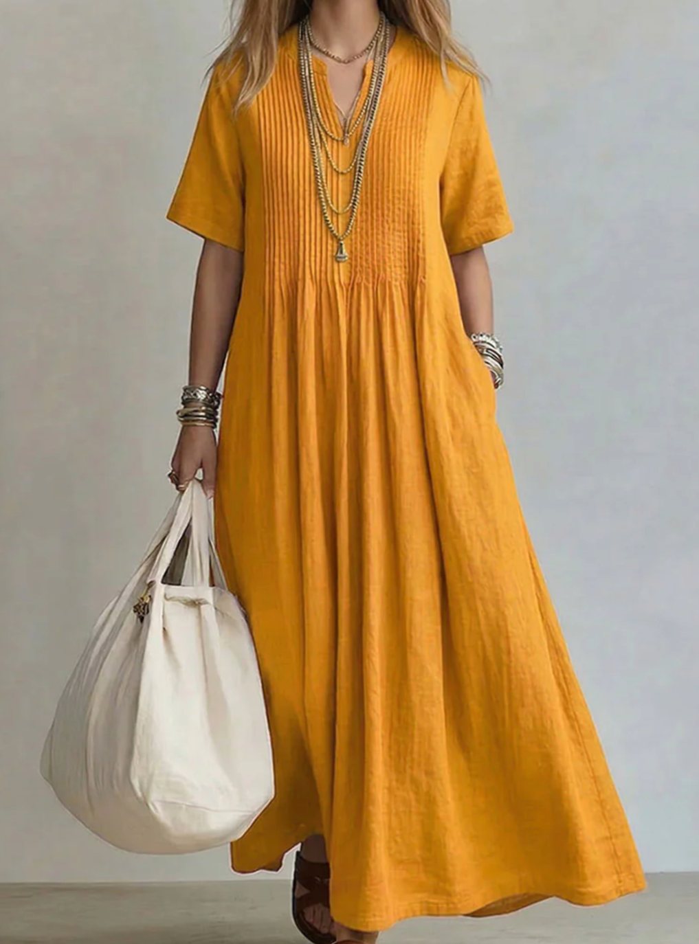 Vestido maxi fluido con cuello en V y pliegues para mujer