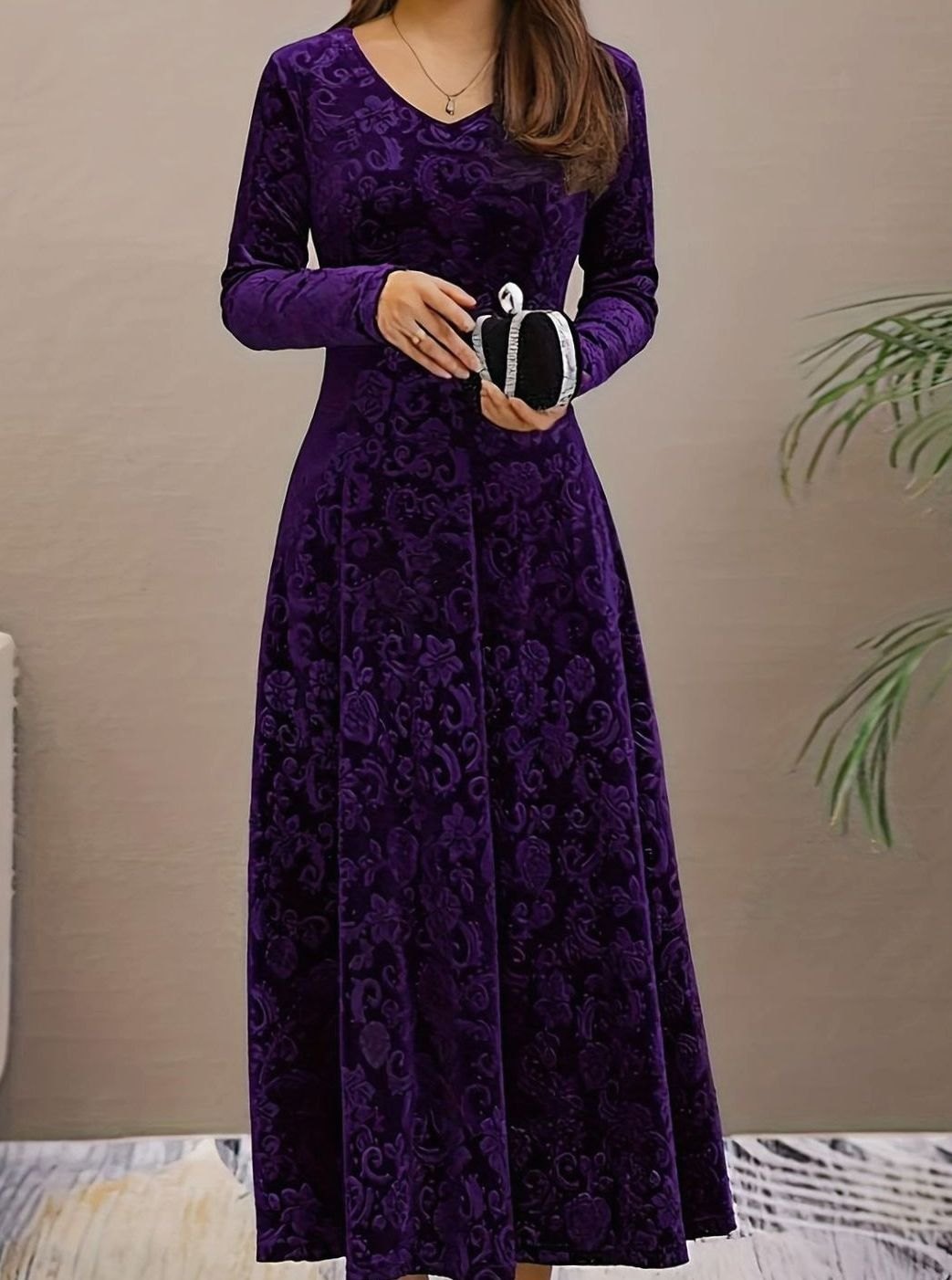 Vestido midi de terciopelo para mujer con escote en V, manga larga y corte en A