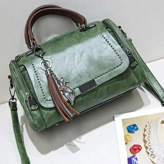 VierraSol | Bolso de Mano para Mujer con Asa Superior y Charm de Borlas