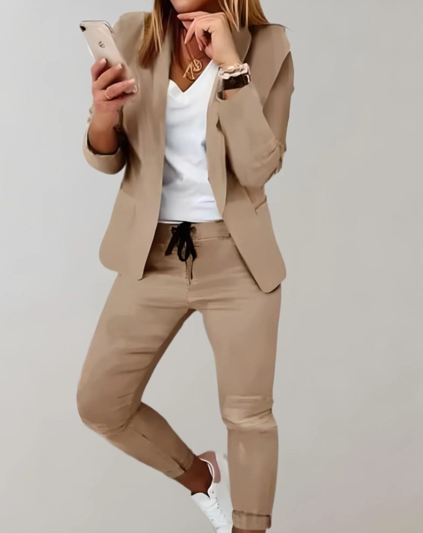 VierraSol | Conjunto de Blazer y Pantalones a Cuadros para Mujeres