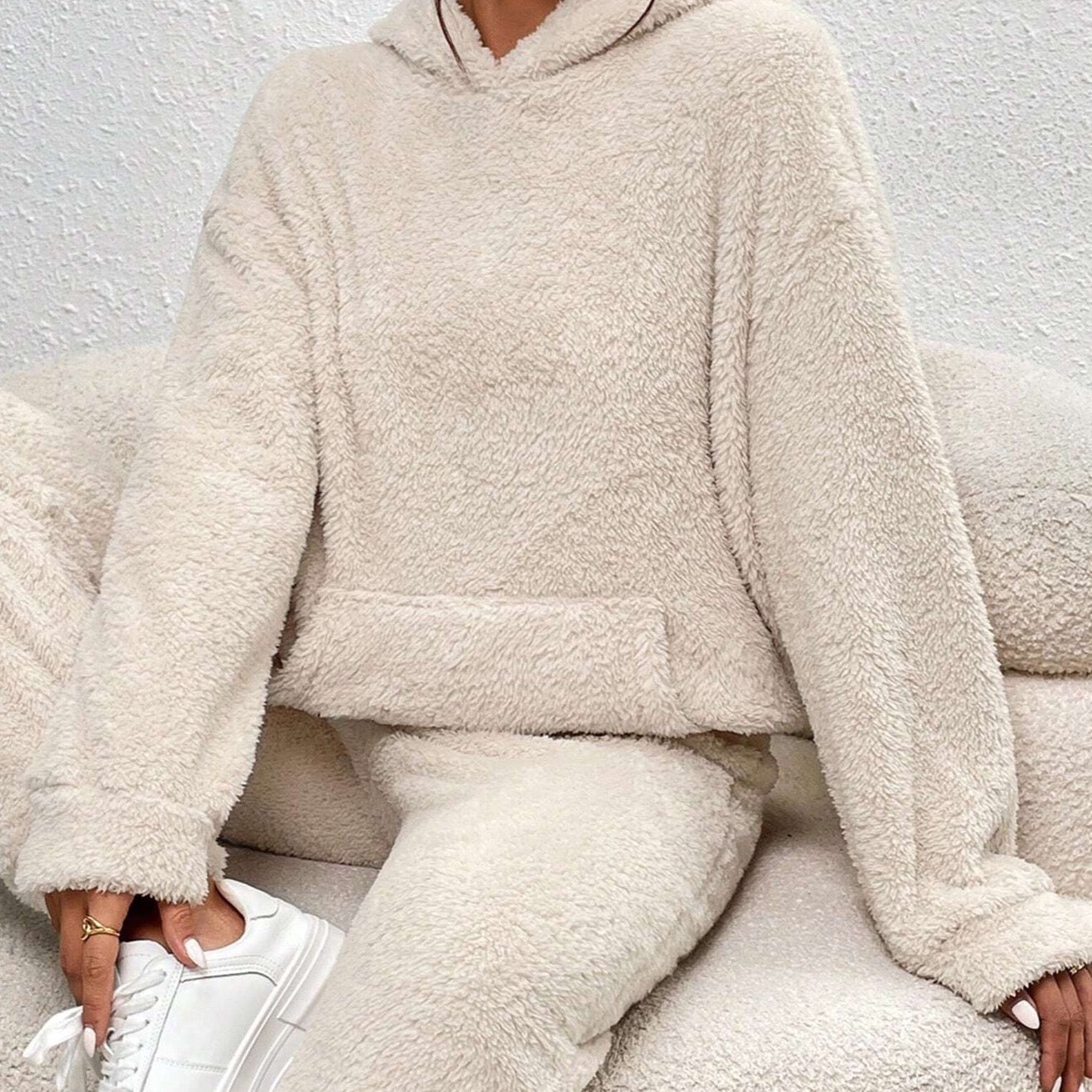 VierraSol | Conjunto de Lounge de Teddy con Capucha para Mujeres