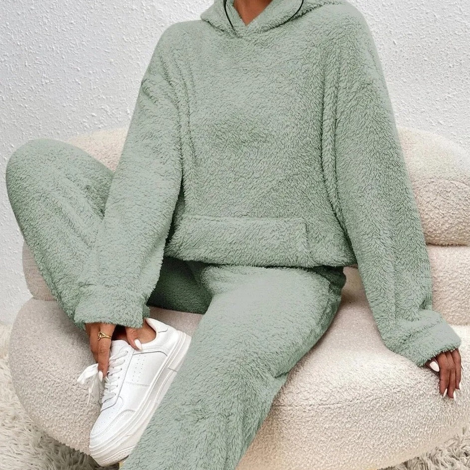 VierraSol | Conjunto de Lounge de Teddy con Capucha para Mujeres