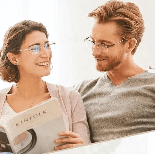 VierraSol | Gafas de Lectura Inteligentes Viselio con Lentes Progresivas | Ultra-Ligeras y Filtro de Luz Azul | Para Visión de Cerca y Lejana | Marco de Titanio TR90