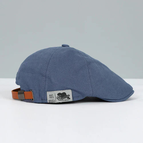 VierraSol | Gorra plana ajustable para hombre con detalle de correa