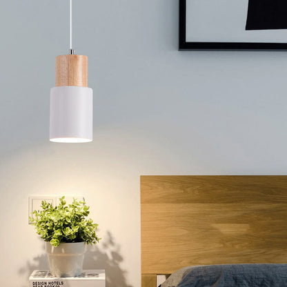 VierraSol | Lámpara Colgante de Metal y Madera | Diseño Industrial Moderno