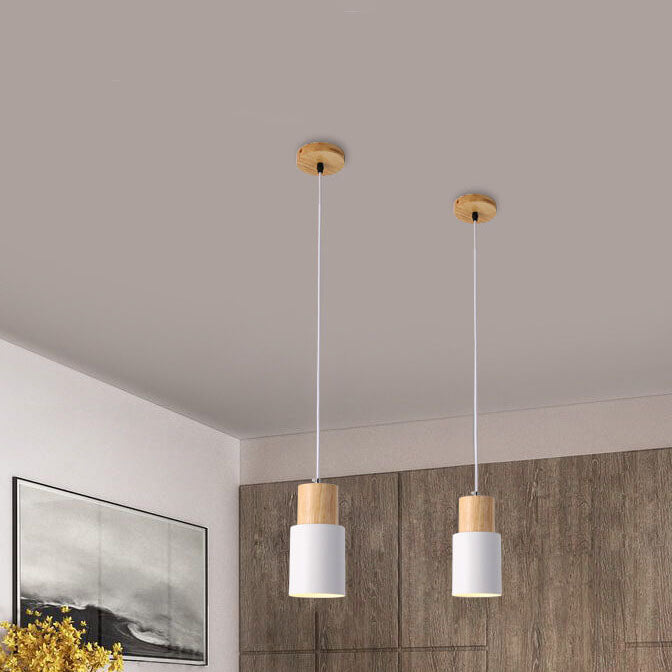 VierraSol | Lámpara Colgante de Metal y Madera | Diseño Industrial Moderno