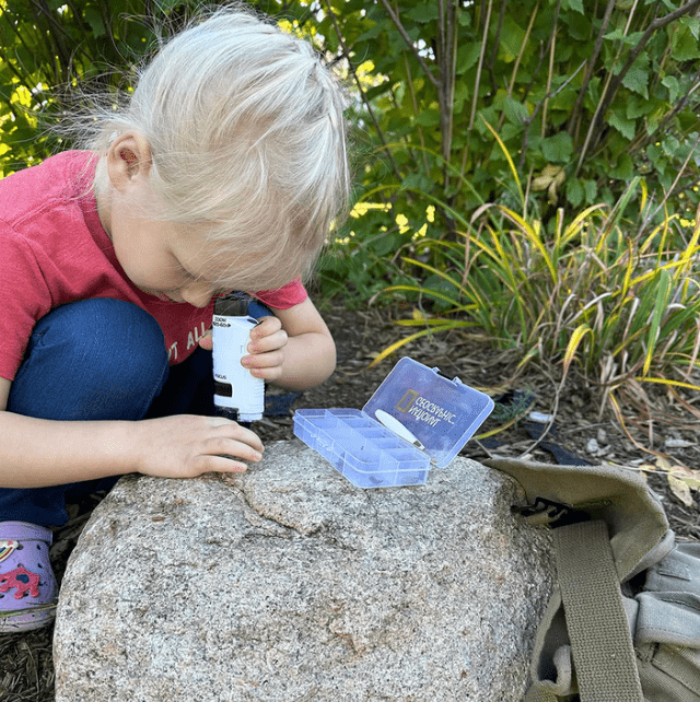 VierraSol | Microscopio Portátil para Jóvenes Exploradores