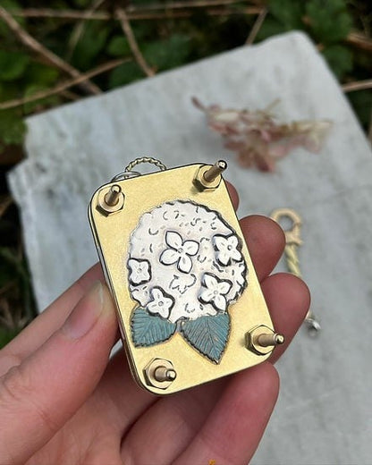 VierraSol | Mini Prensa de Flores | Creador de Recuerdos Botánicos Compacto | Herramienta de Manualidades Portátil