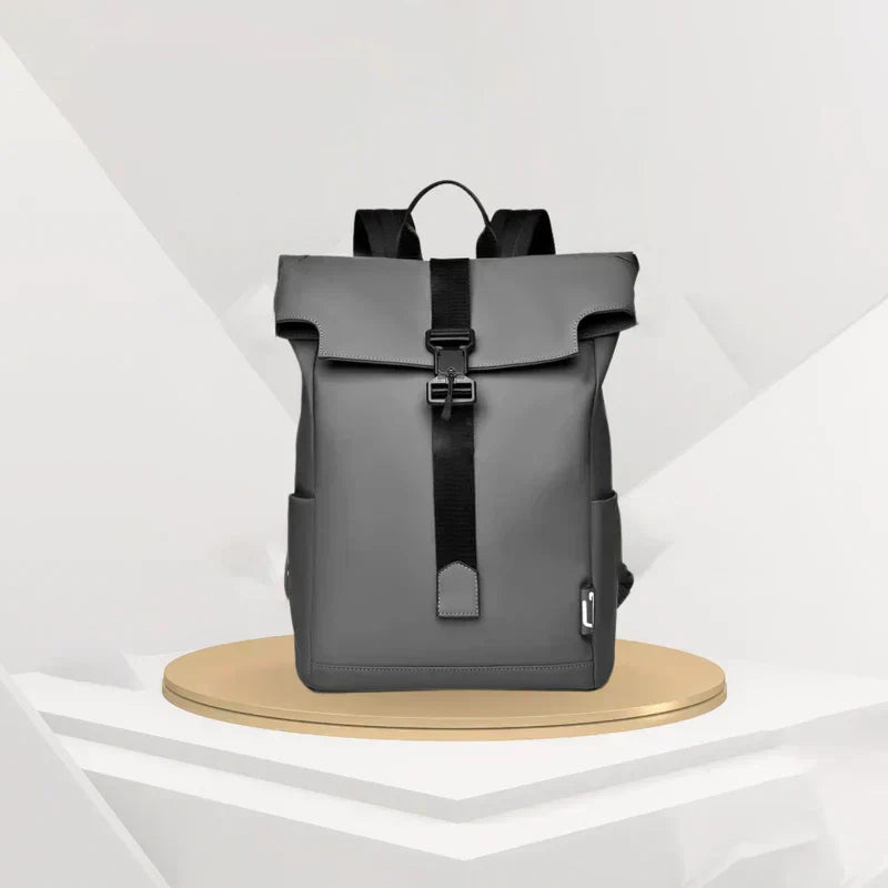 VierraSol | Mochila de Viaje y Commuter Impermeable – USB, Ligera y Espaciosa