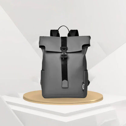 VierraSol | Mochila de Viaje y Commuter Impermeable – USB, Ligera y Espaciosa