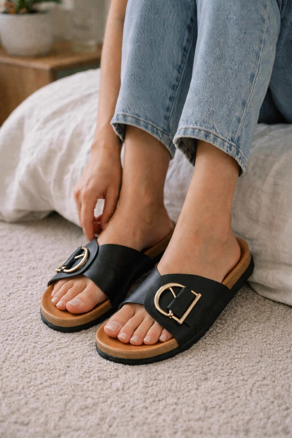 VierraSol | Sandalias para Mujeres con Diseño de Hebilla