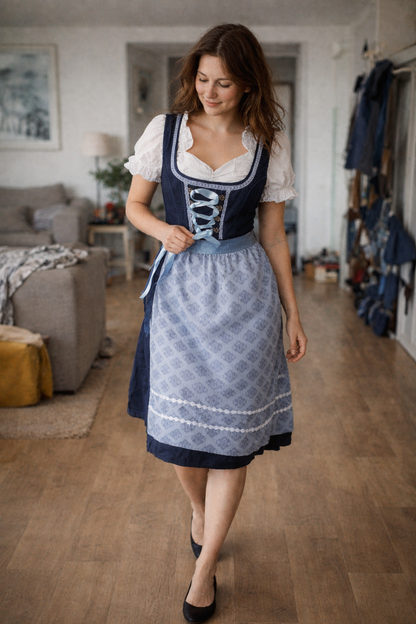 VierraSol | Vestido Dirndl Elegante para Mujeres con Delantal