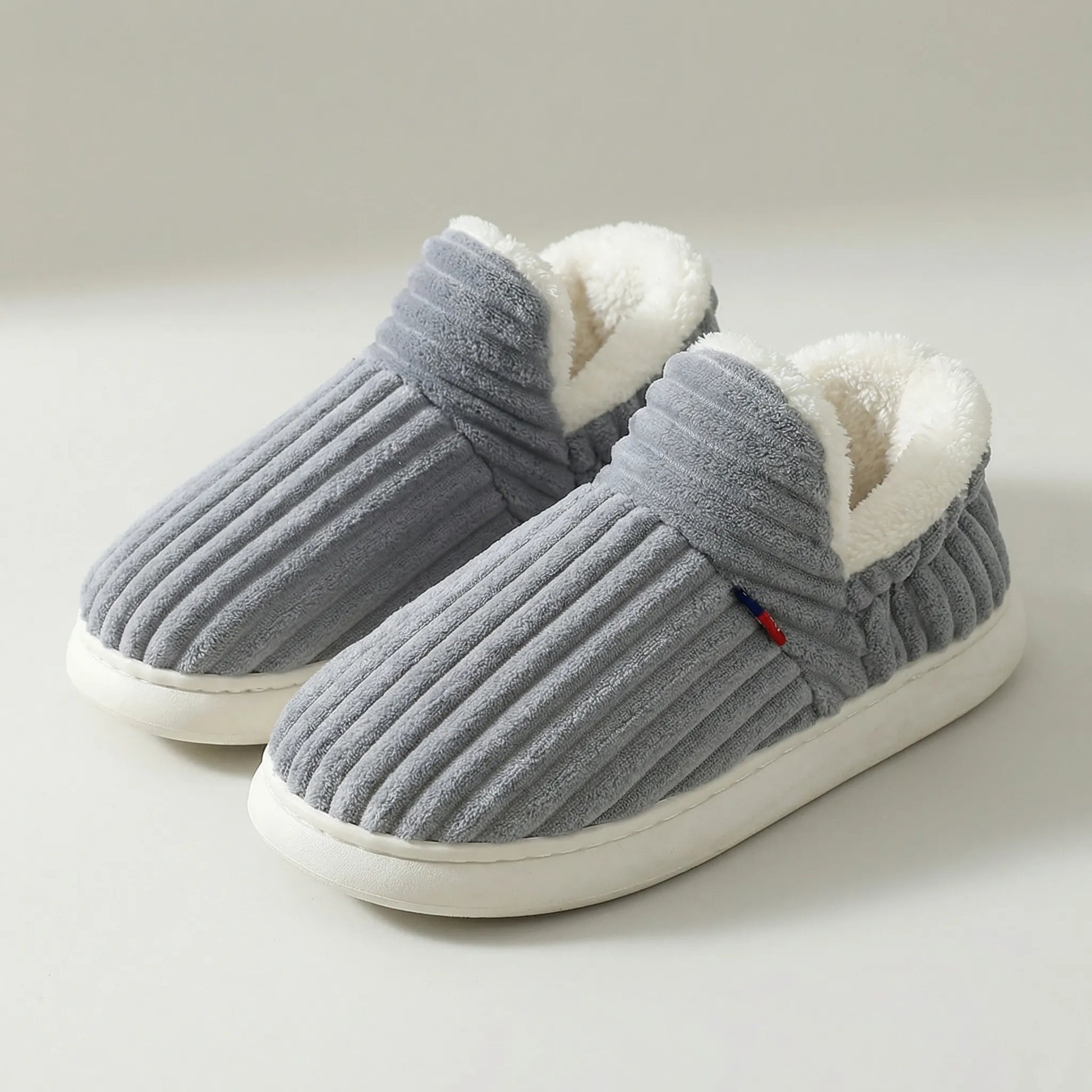 VierraSol | Zapatillas de Casa de Piel de Mujer - Zapatos de Interior Acanalados