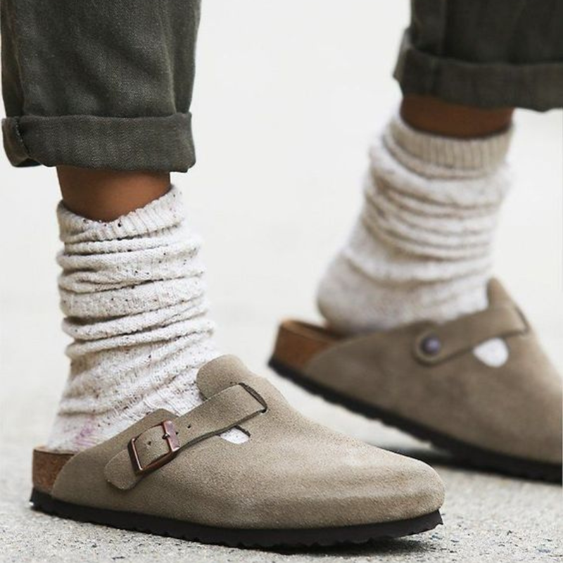 VierraSol | Zuecos Unisex con Detalle de Hebilla