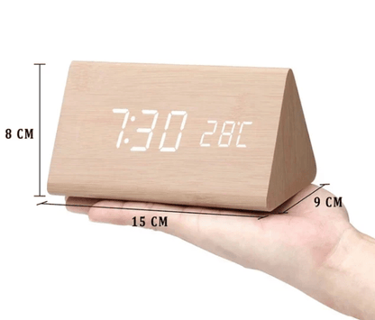 WOODSENSE – Reloj de Madera LED con Control por Voz para una Exhibición de Tiempo Elegante