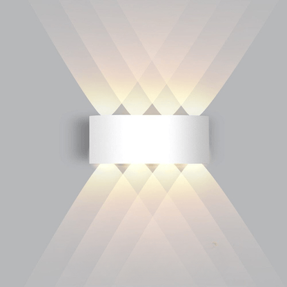 YARDGLOW – Iluminación Exterior Elegante y Eficiente Energéticamente