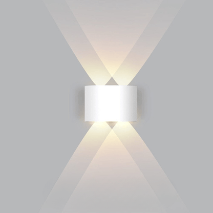 YARDGLOW – Iluminación Exterior Elegante y Eficiente Energéticamente