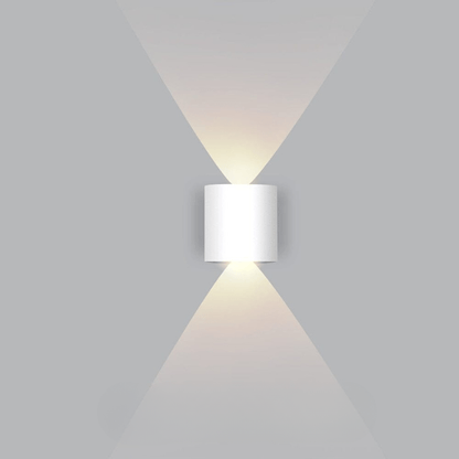 YARDGLOW – Iluminación Exterior Elegante y Eficiente Energéticamente