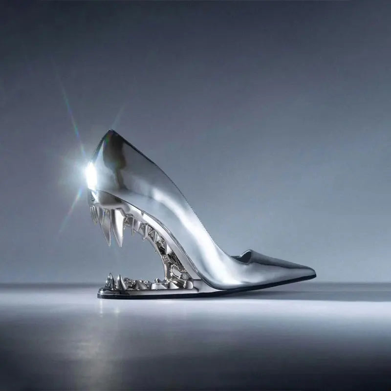 Zapatos de tacón para mujer con tacón esculpido en forma de colmillo