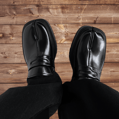 Zapatos elegantes con puntera dividida y suela gruesa para hombre