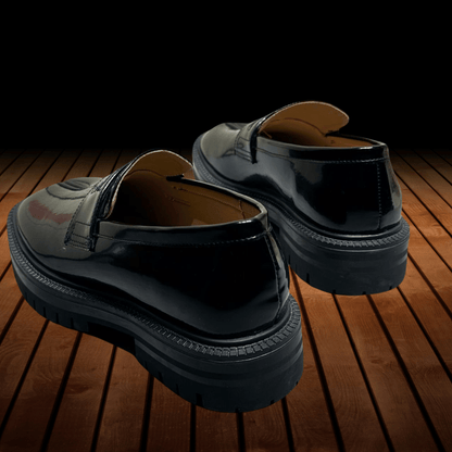 Zapatos elegantes con puntera dividida y suela gruesa para hombre
